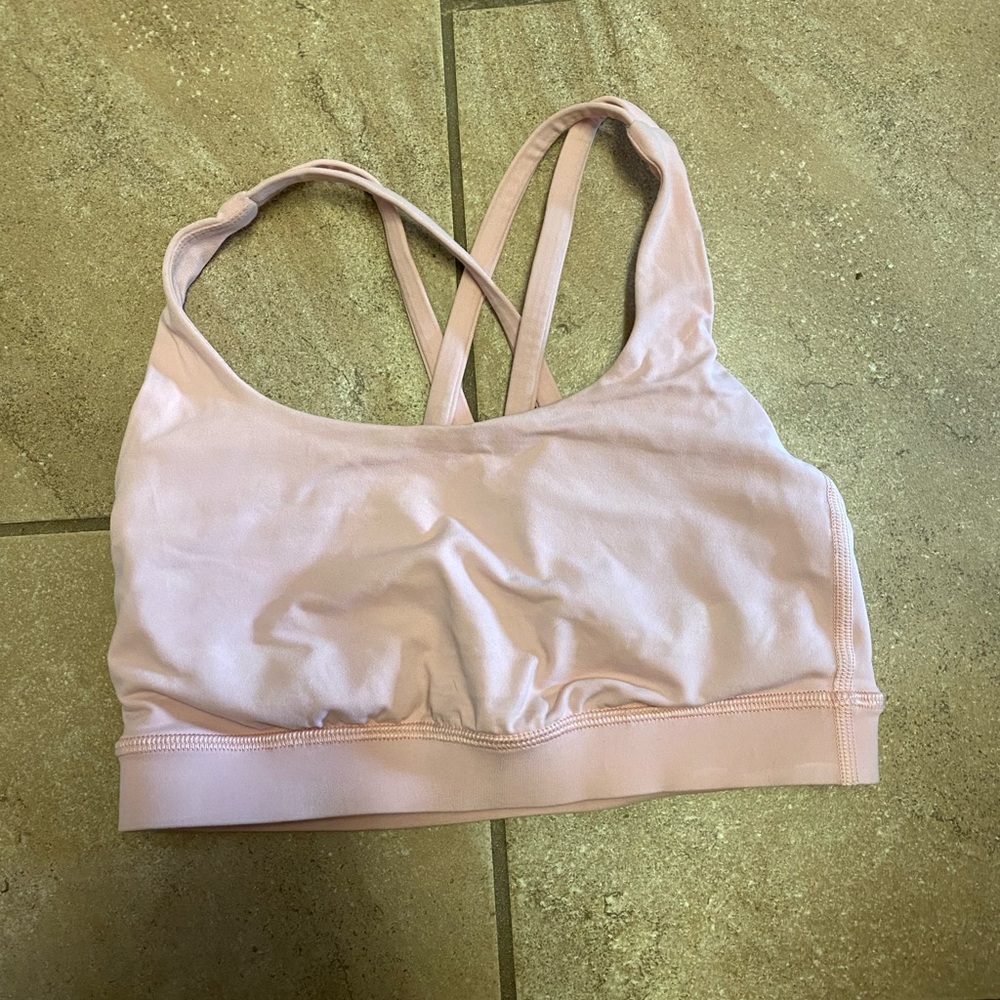 Size 2 lulu lemon bra. Worn twice perfect condition!